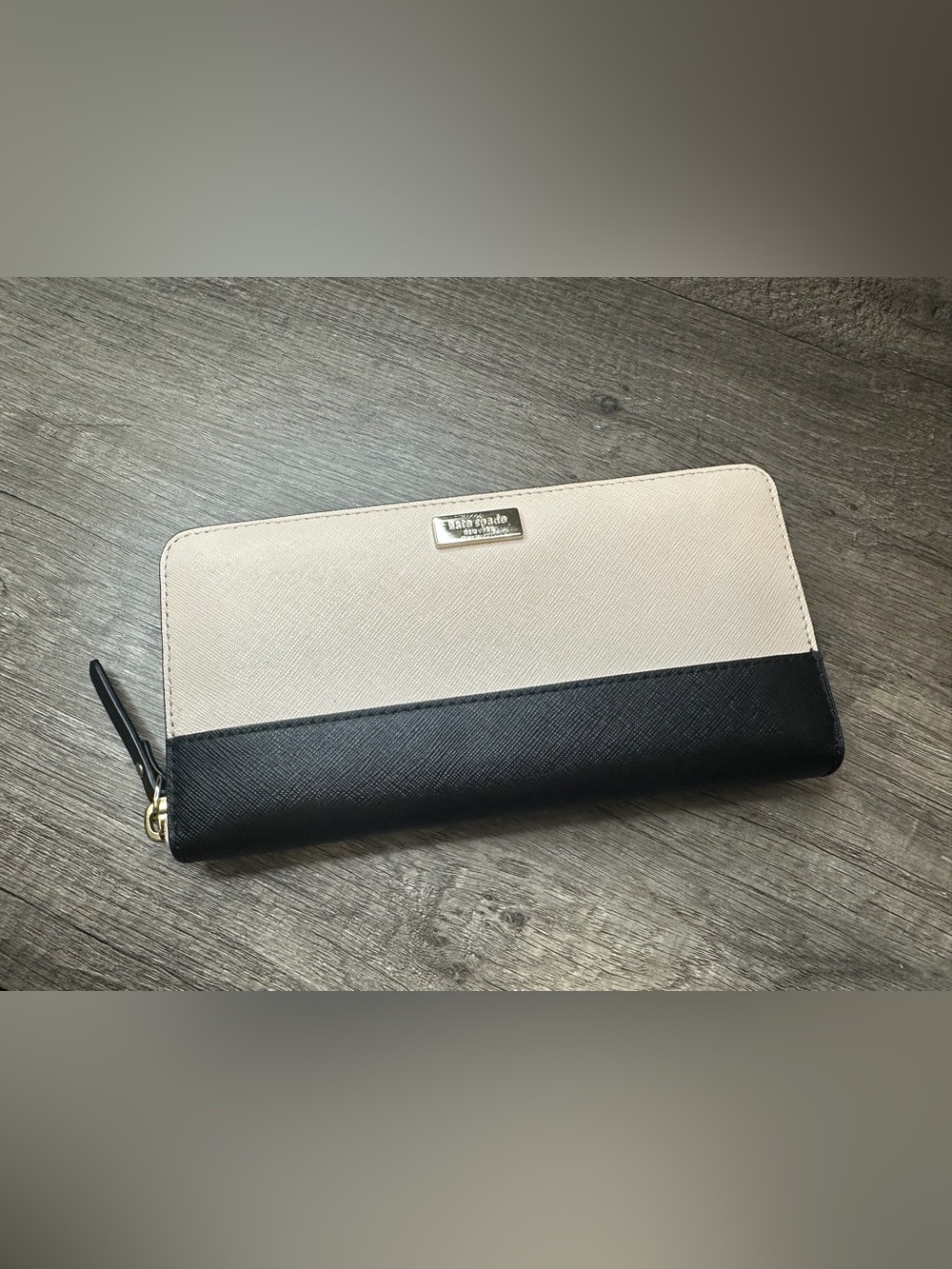 Kate Spade New York colorblock zip-around continental wallet